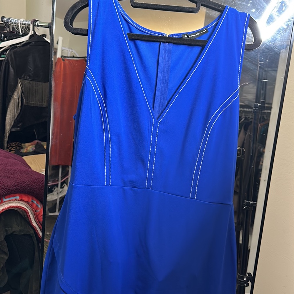 Dress - Picture 3 of 6